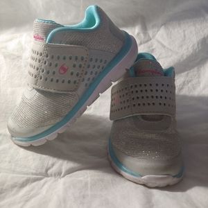 Toddler sneakers